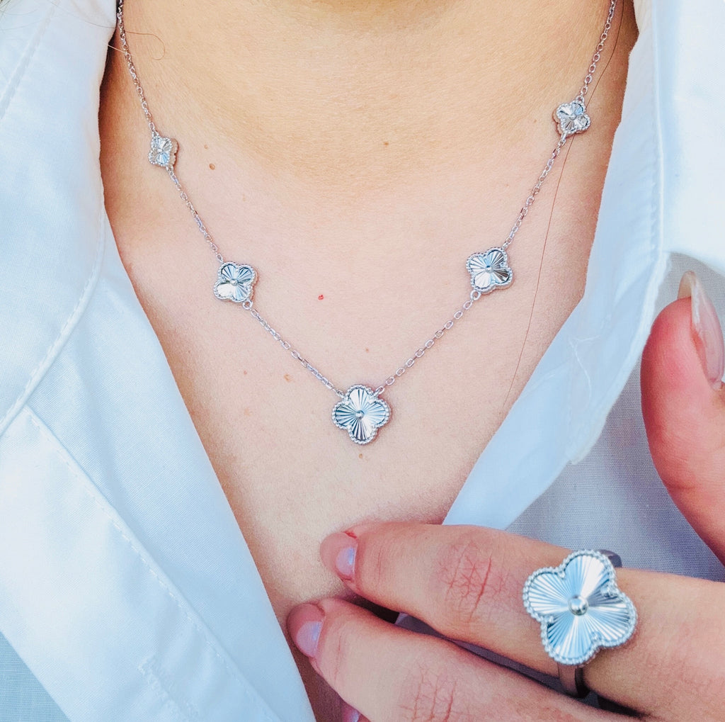 Cadena de tréboles plata de ley 925