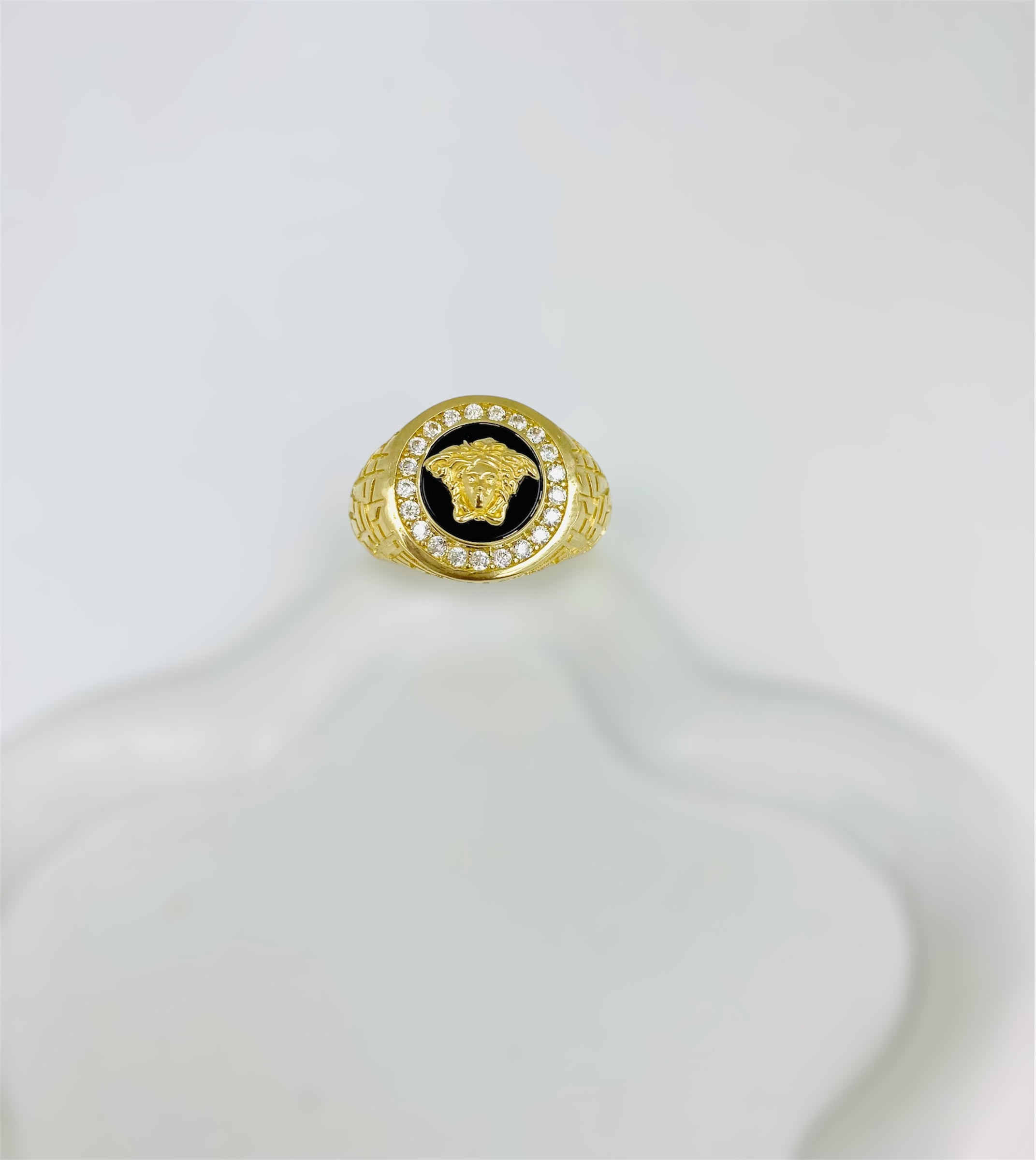 Anillo de medusa 10k