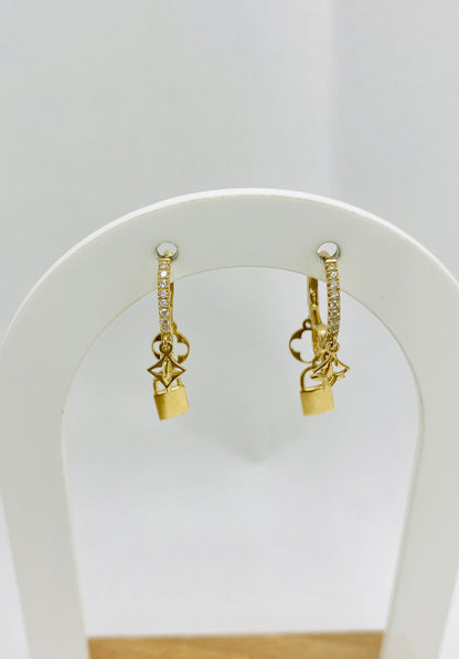 Argollas con colgantes 14 K