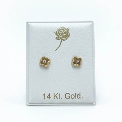 Aretes de flor 14k