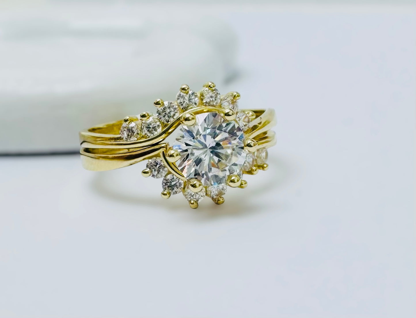 Anillo de compromiso 10k