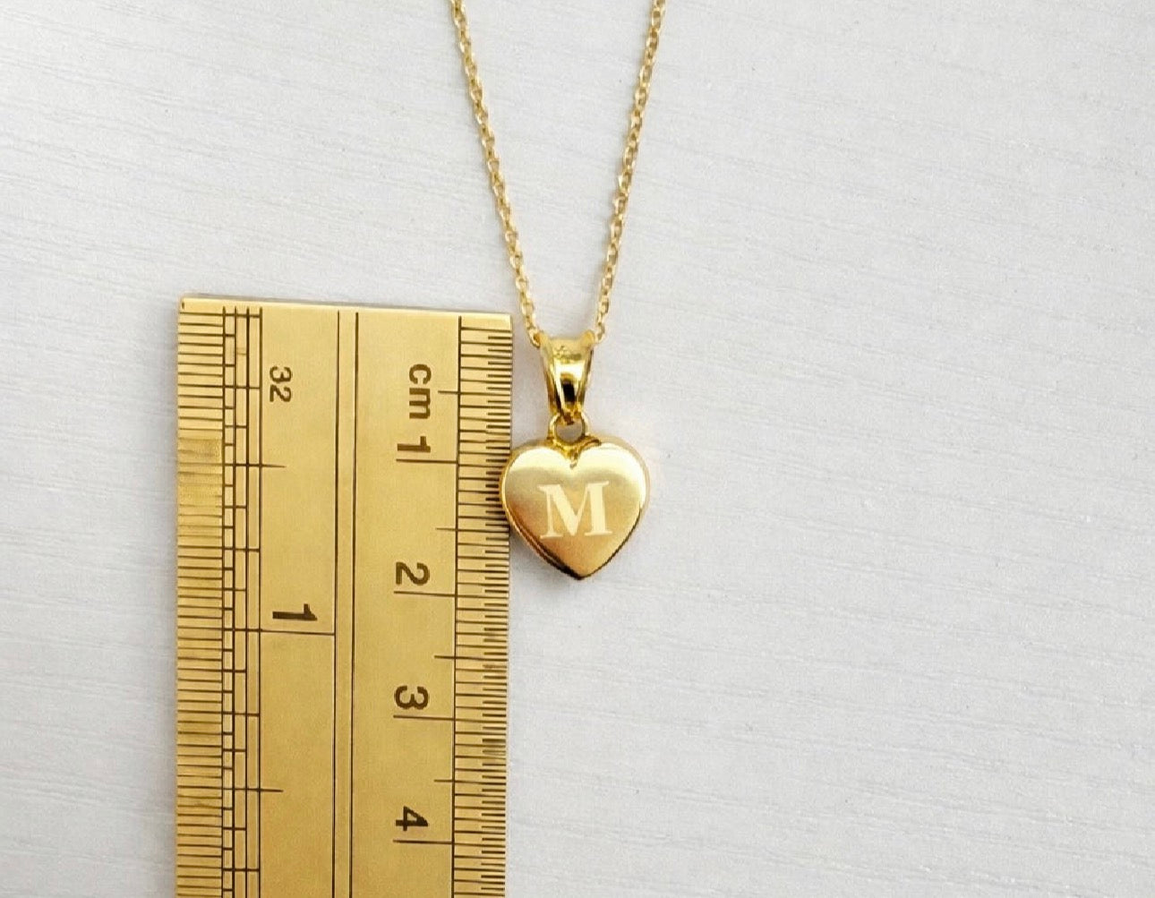 Cadenas con dije corazón con inicial 10k