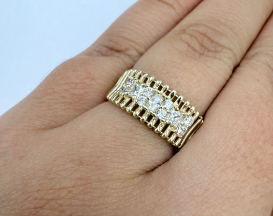 Anillo de banda con piedras 10k