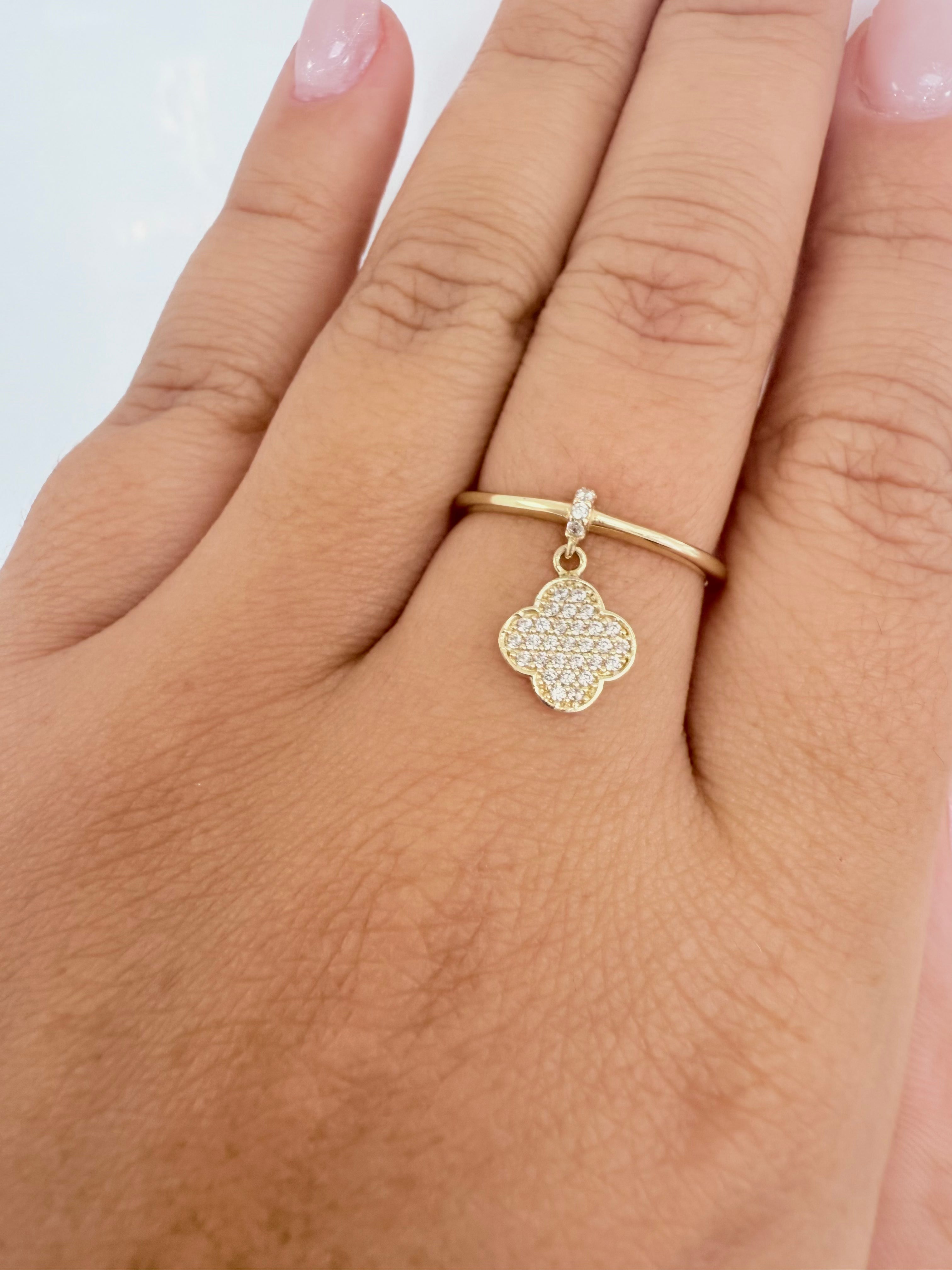Anillo de banda con colgante 10k