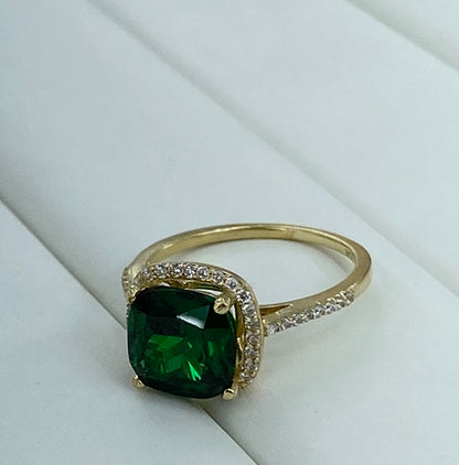 Anillo piedra verde 10k