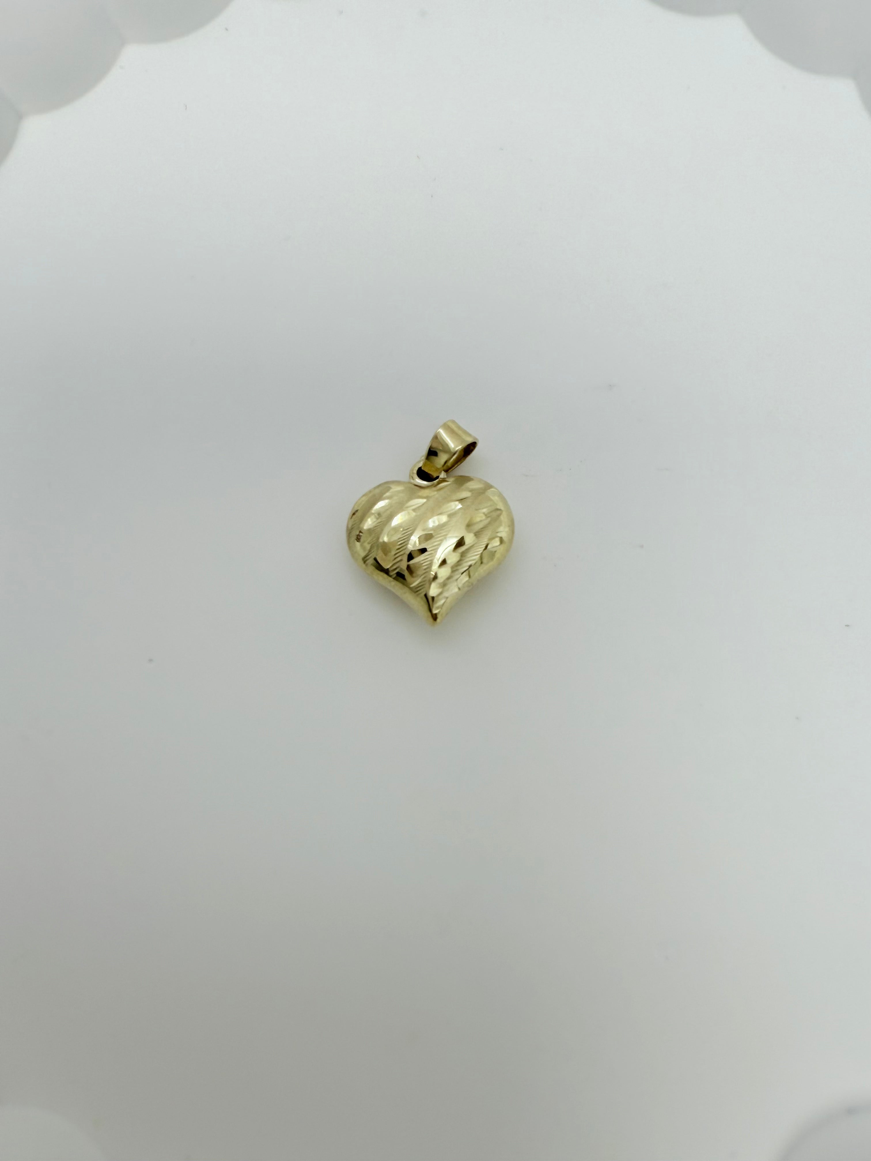 Dije de corazón pequeño 10k