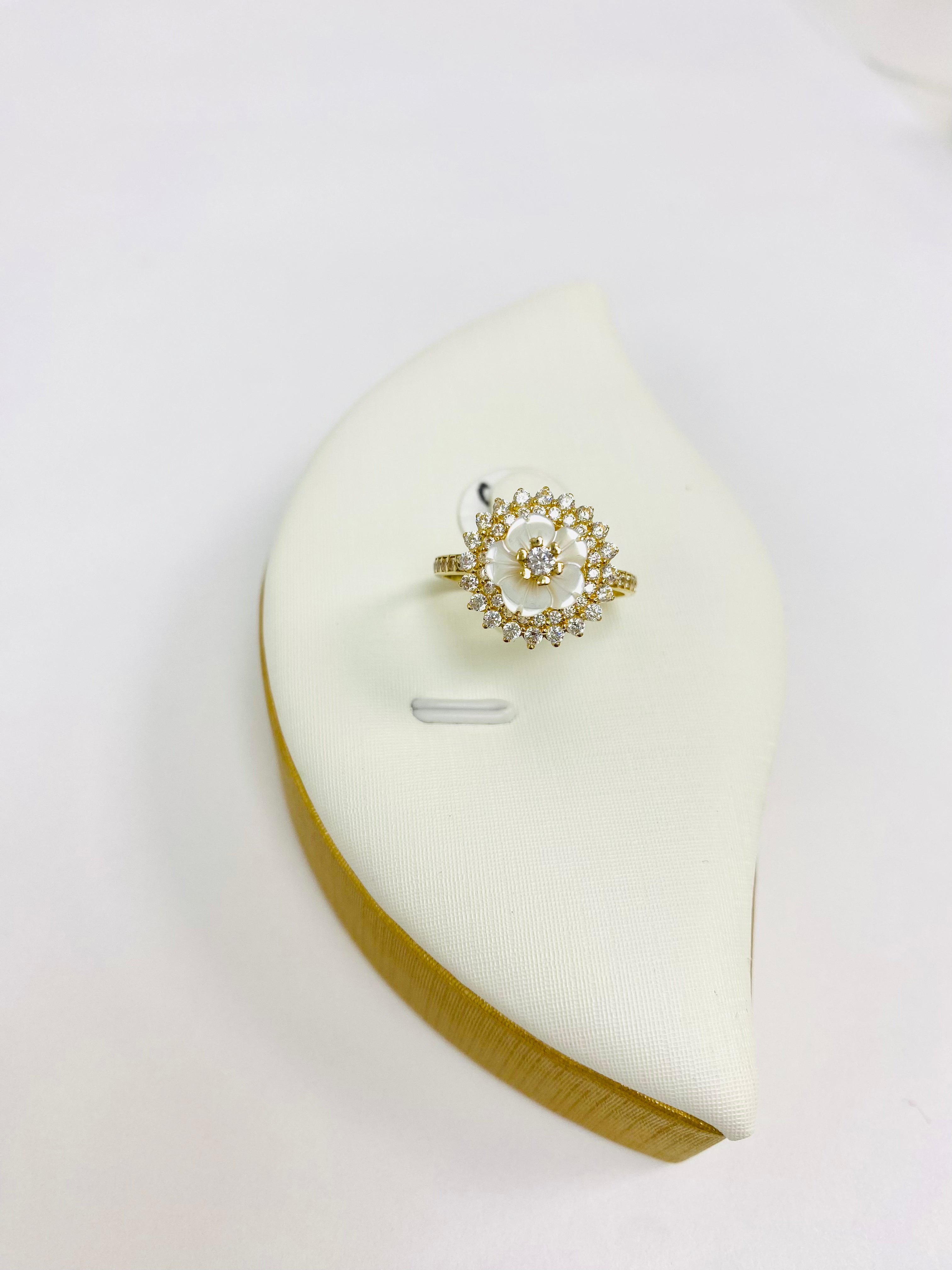 14K flower ring