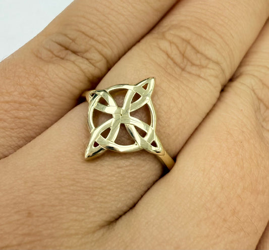 Anillo nudo de bruja 10k