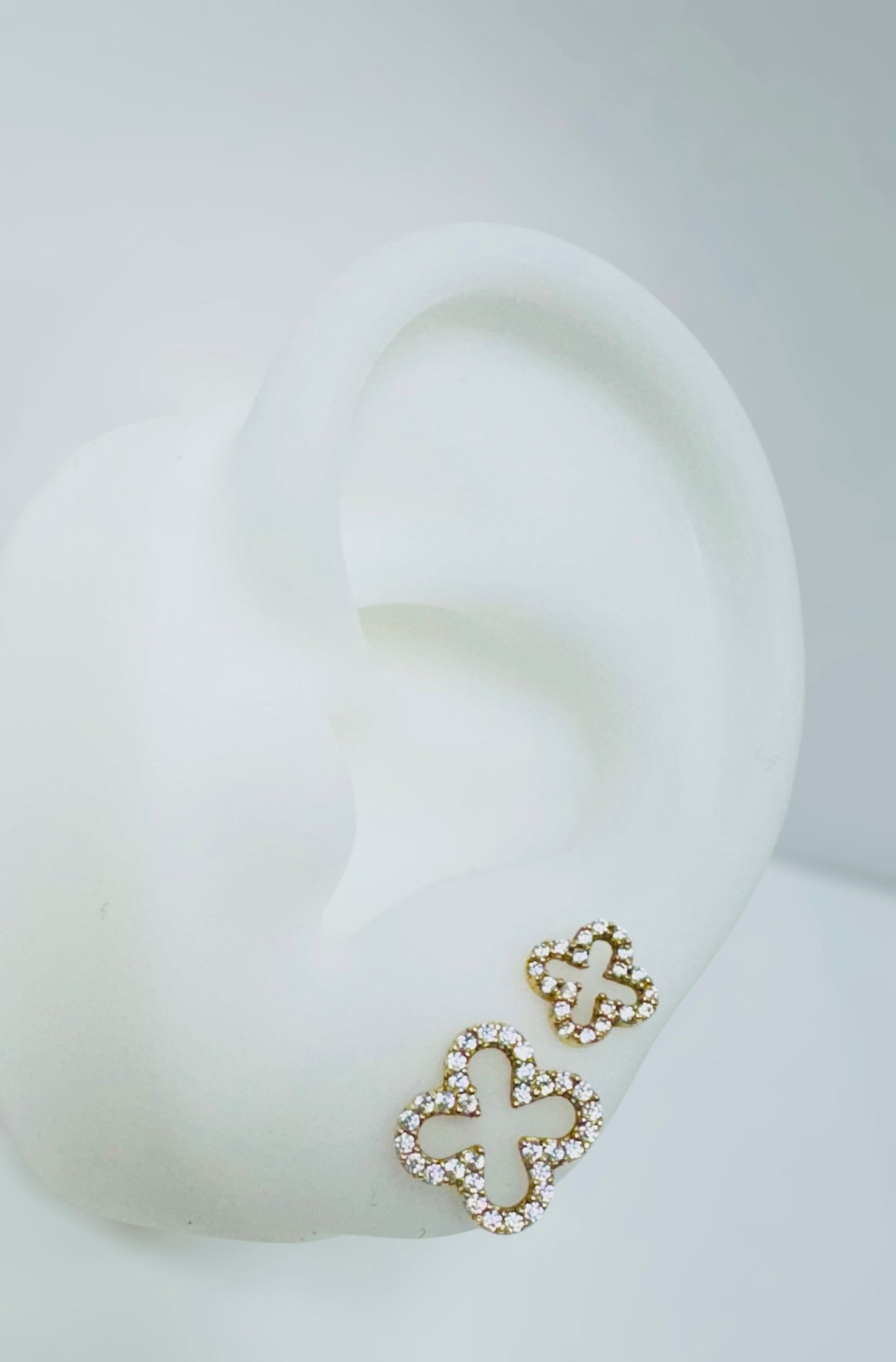 Aretes clover 14k