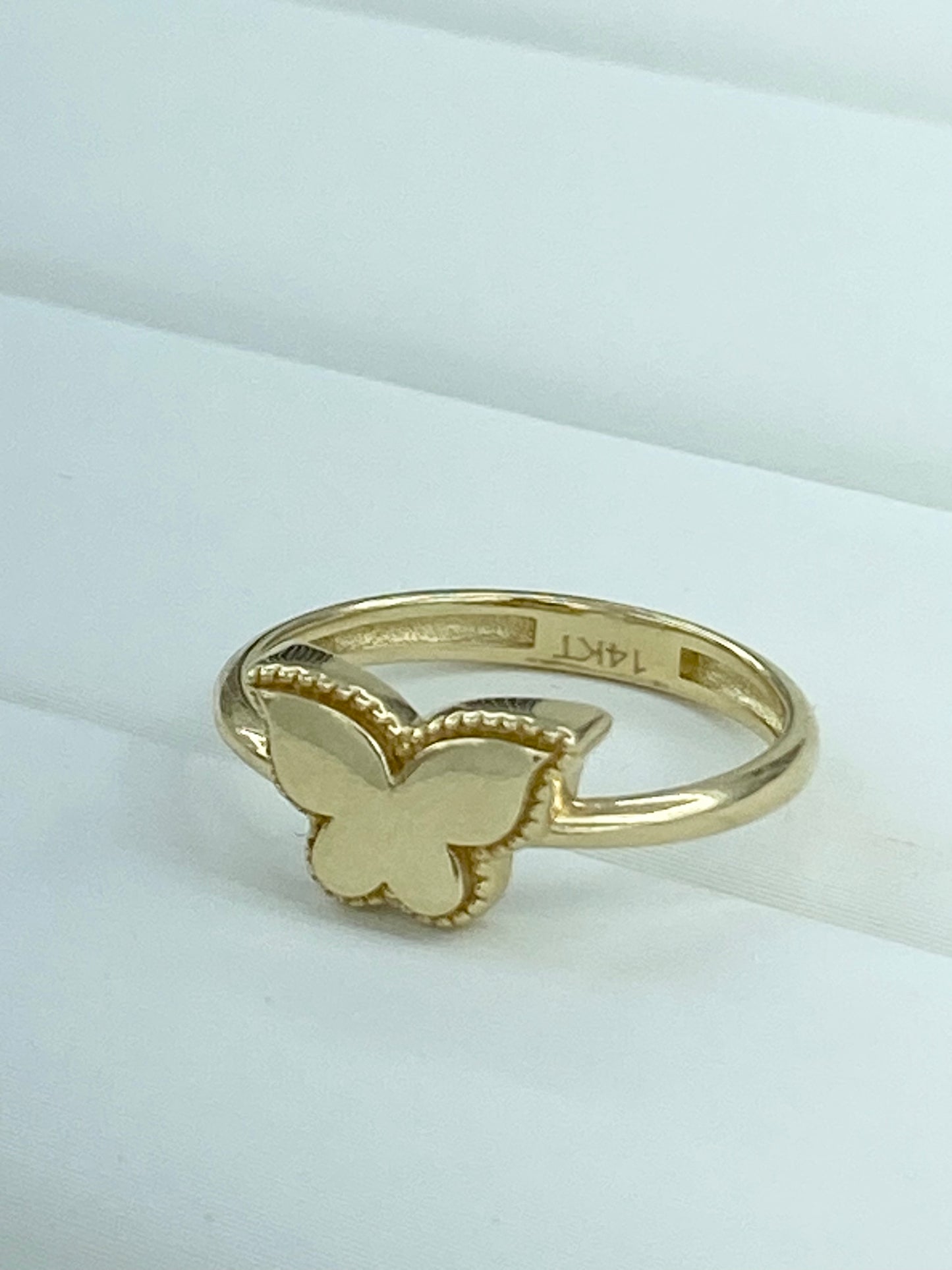 Anillo mariposa 14k