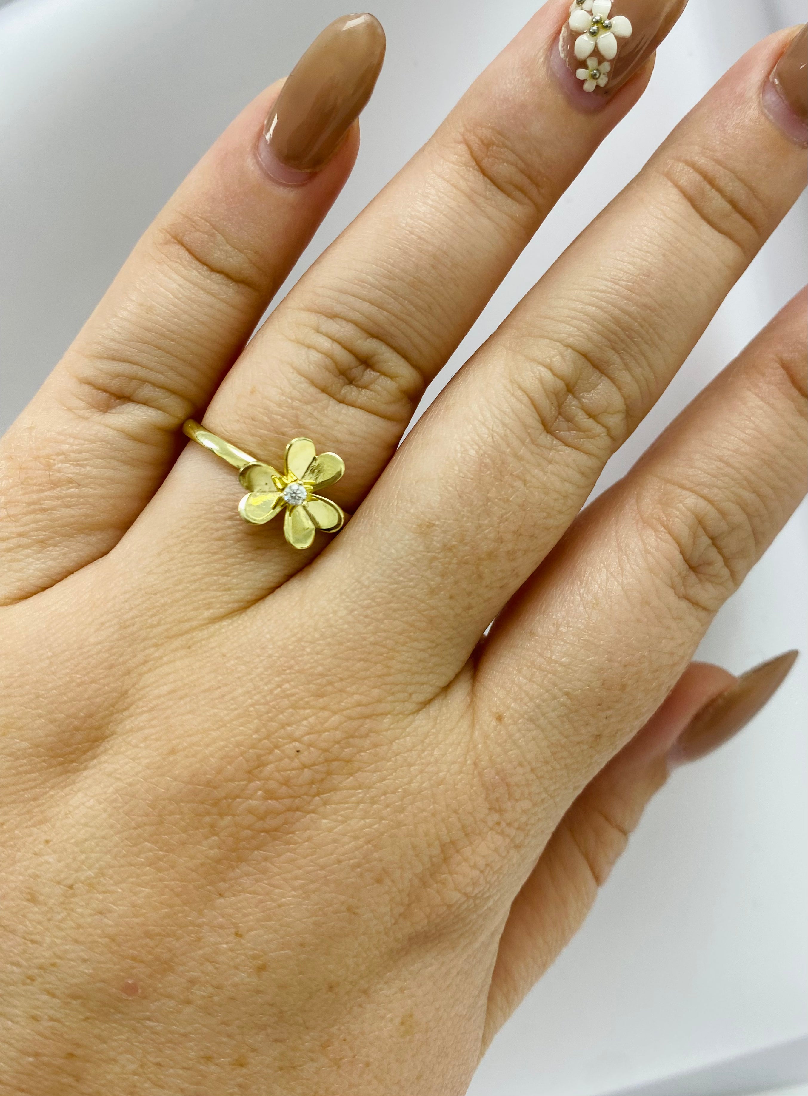 Anillo flor Privole 10k