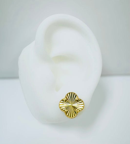 Aretes de trébol 14k