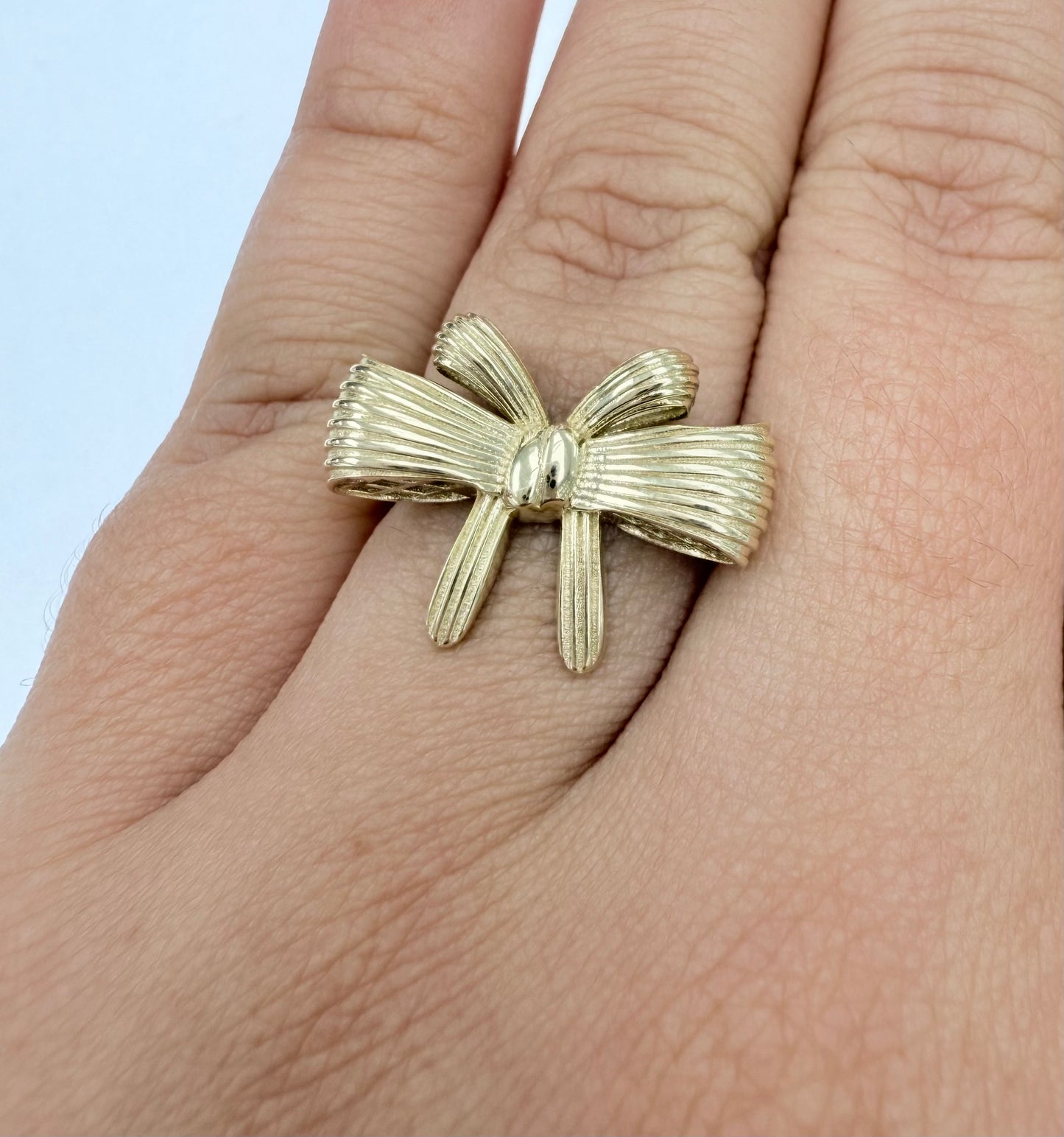 Anillo de lazo 10k