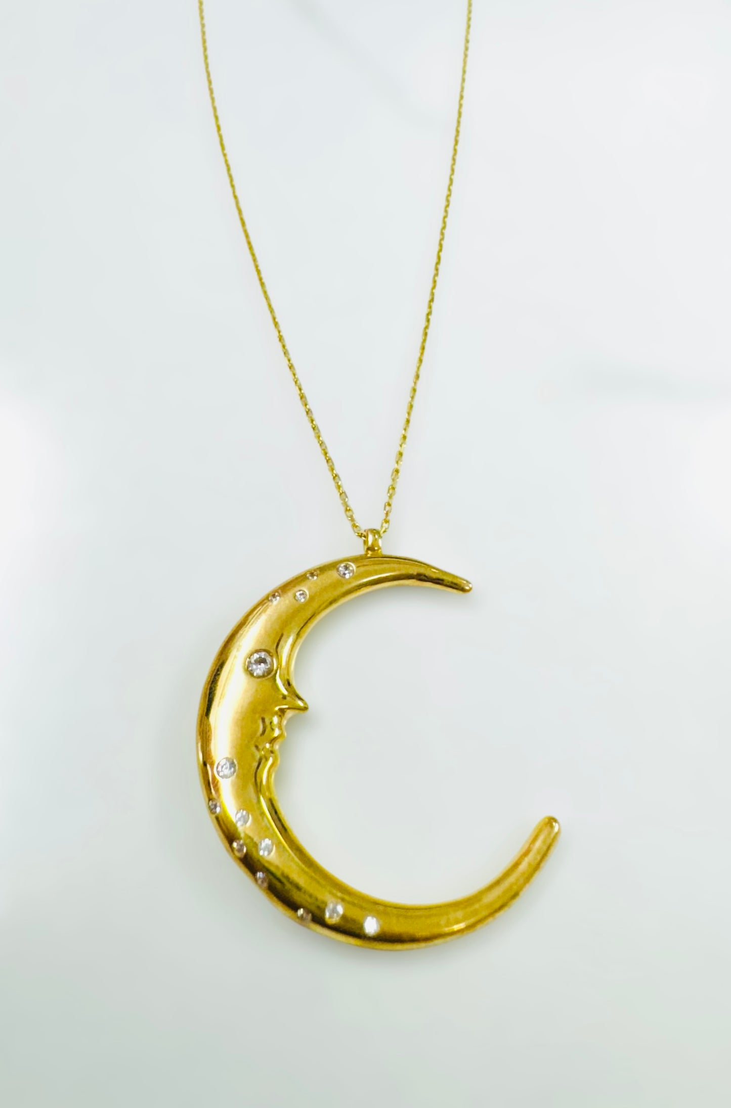 Cadena con dije de luna 14k