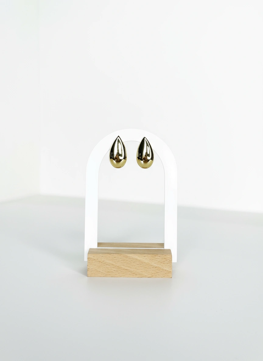 Aretes en forma de lágrimas 14k
