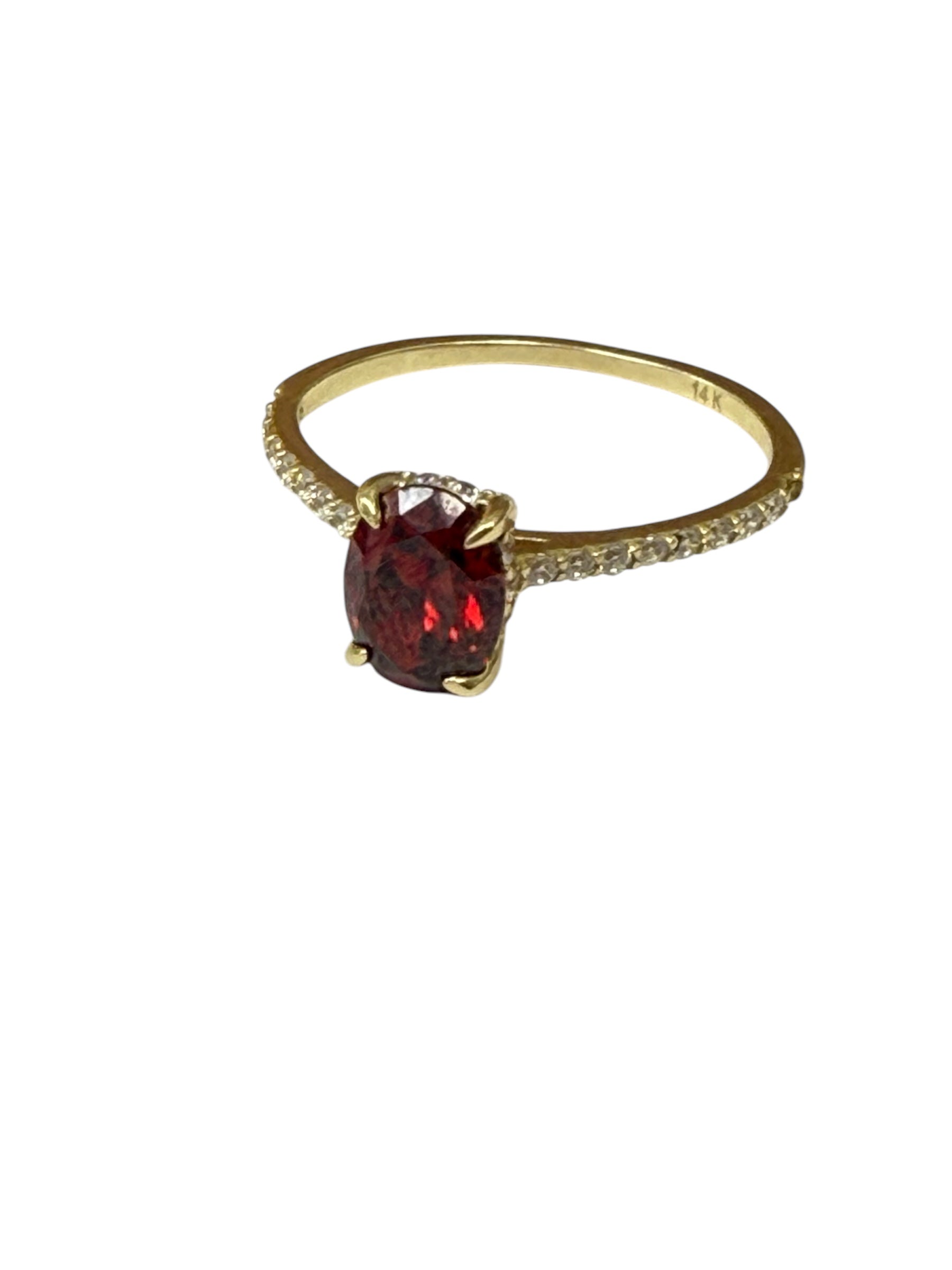 Anillo piedra roja 14K