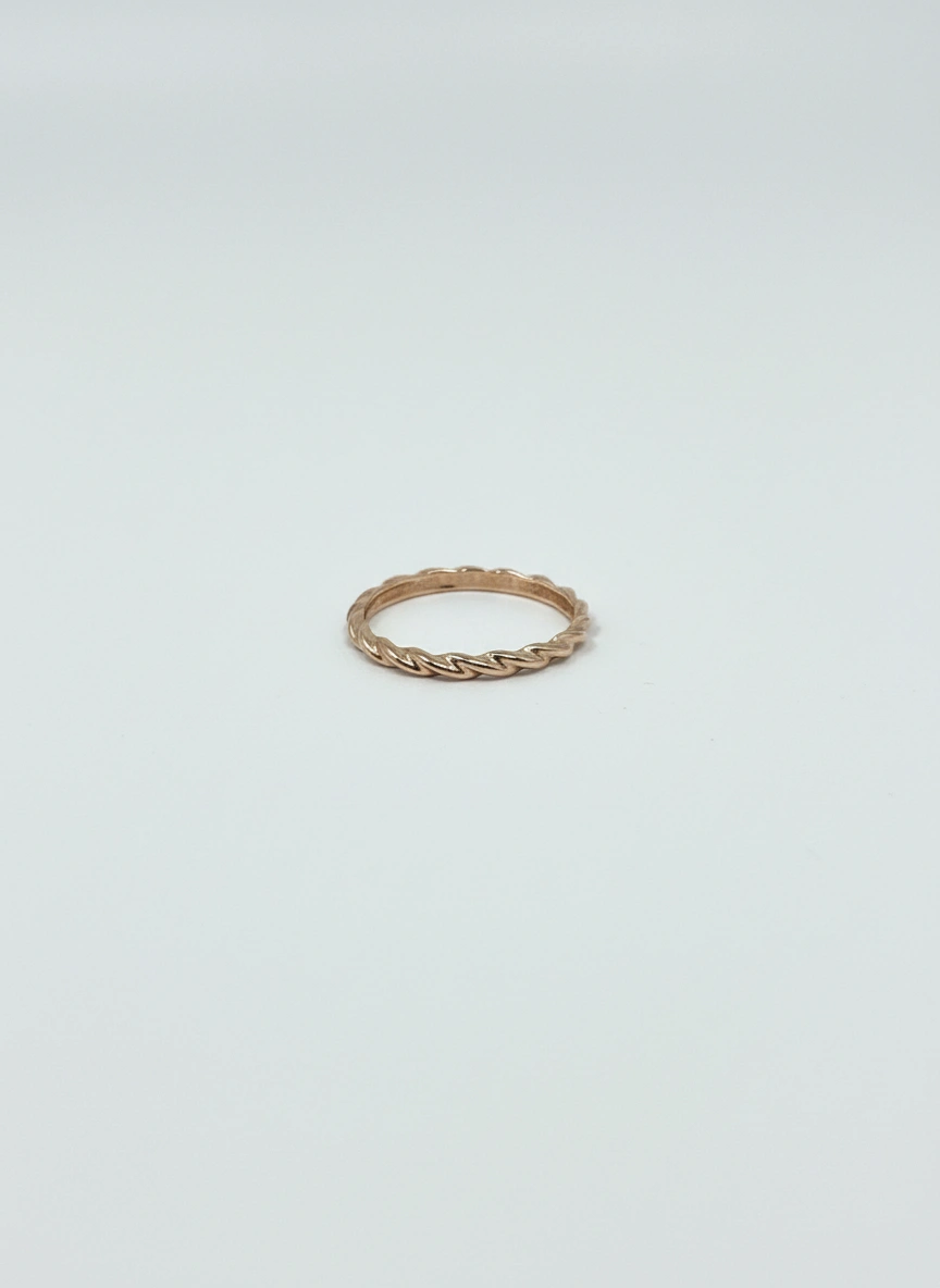 Rose gold ring 10k