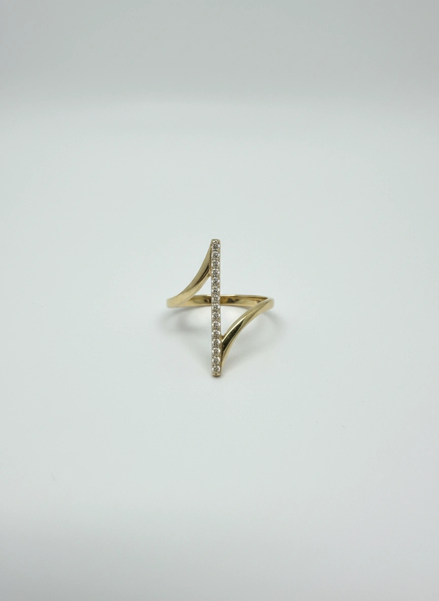 Ring with stones 10k