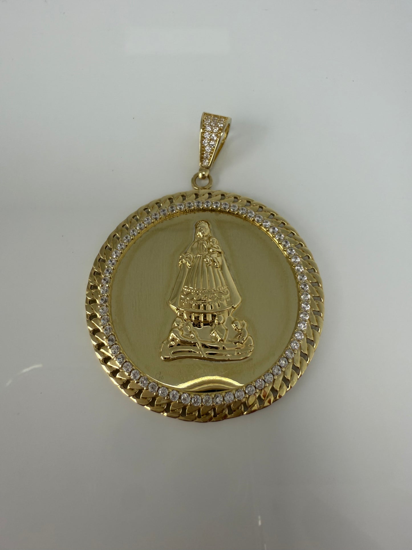 Dije de la virgen de la caridad  grande 10k