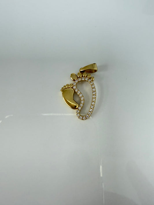 Dije de piecitos 14k