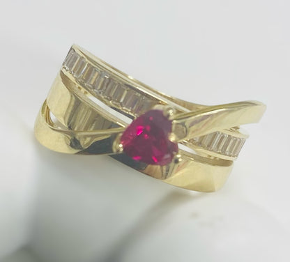 Anillo con piedra de Corazón 14k