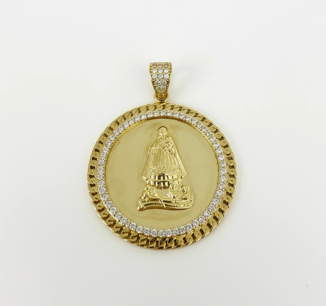 Dije de la virgen de la caridad  mediano 10k