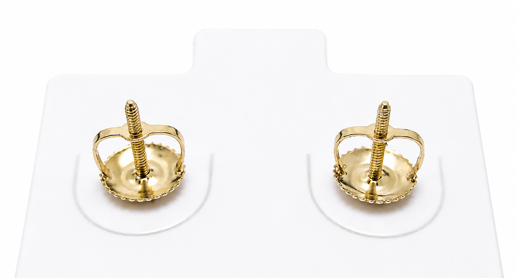 Aretes de corazón con diamantes 14k