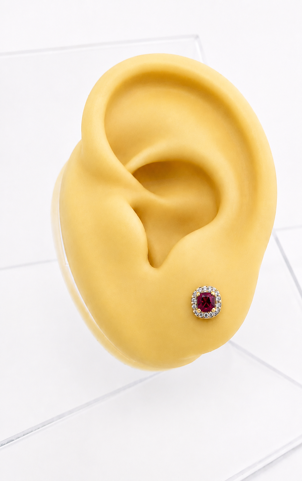 Aretes pequeños Rubi y diamantes naturales 14k