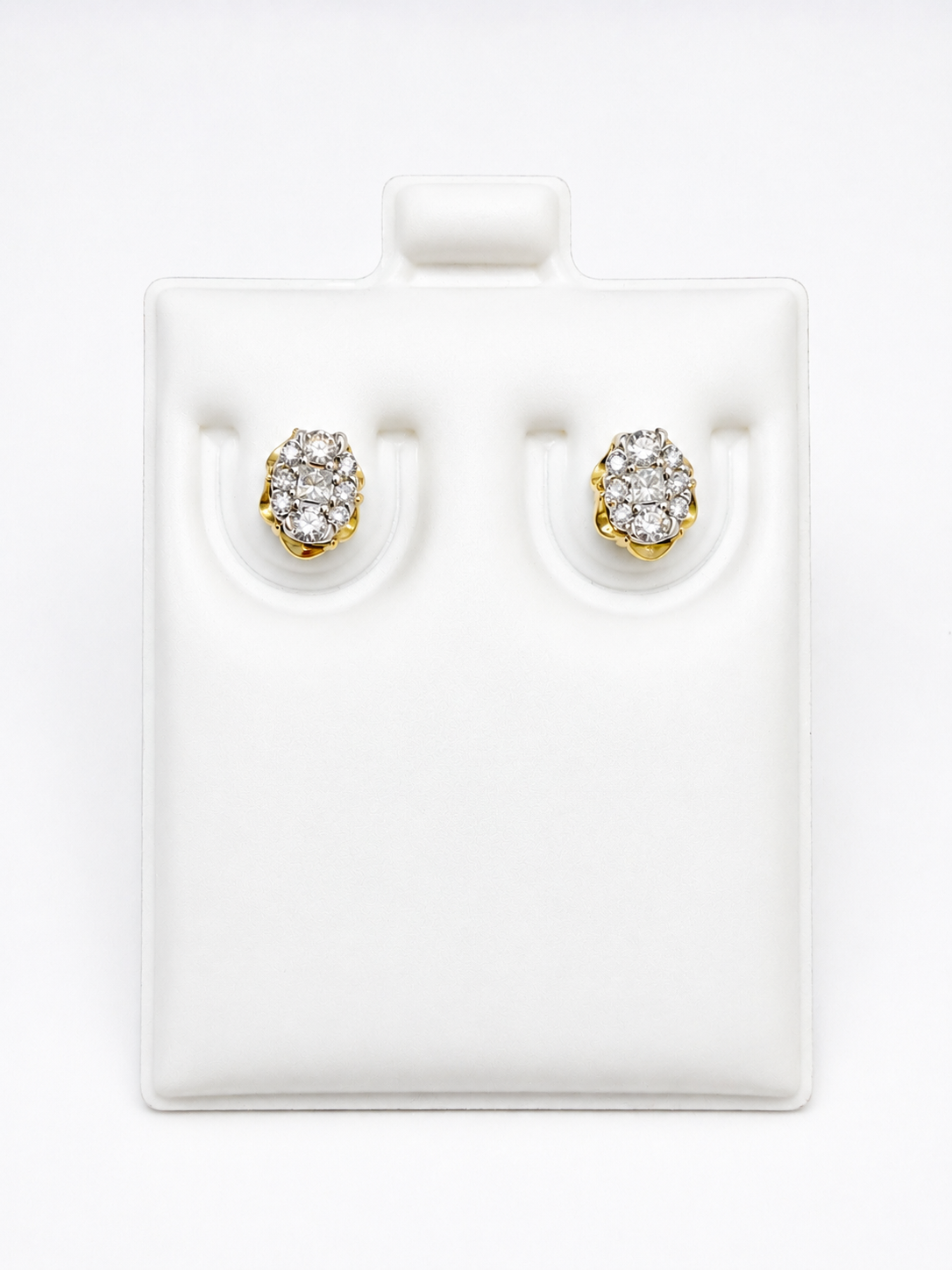 Aretes pequeños 10k diamantes