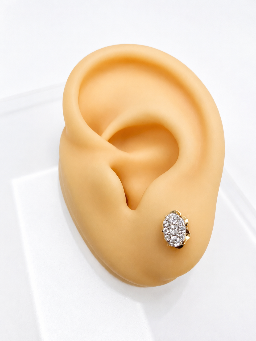 Aretes pequeños 10k diamantes