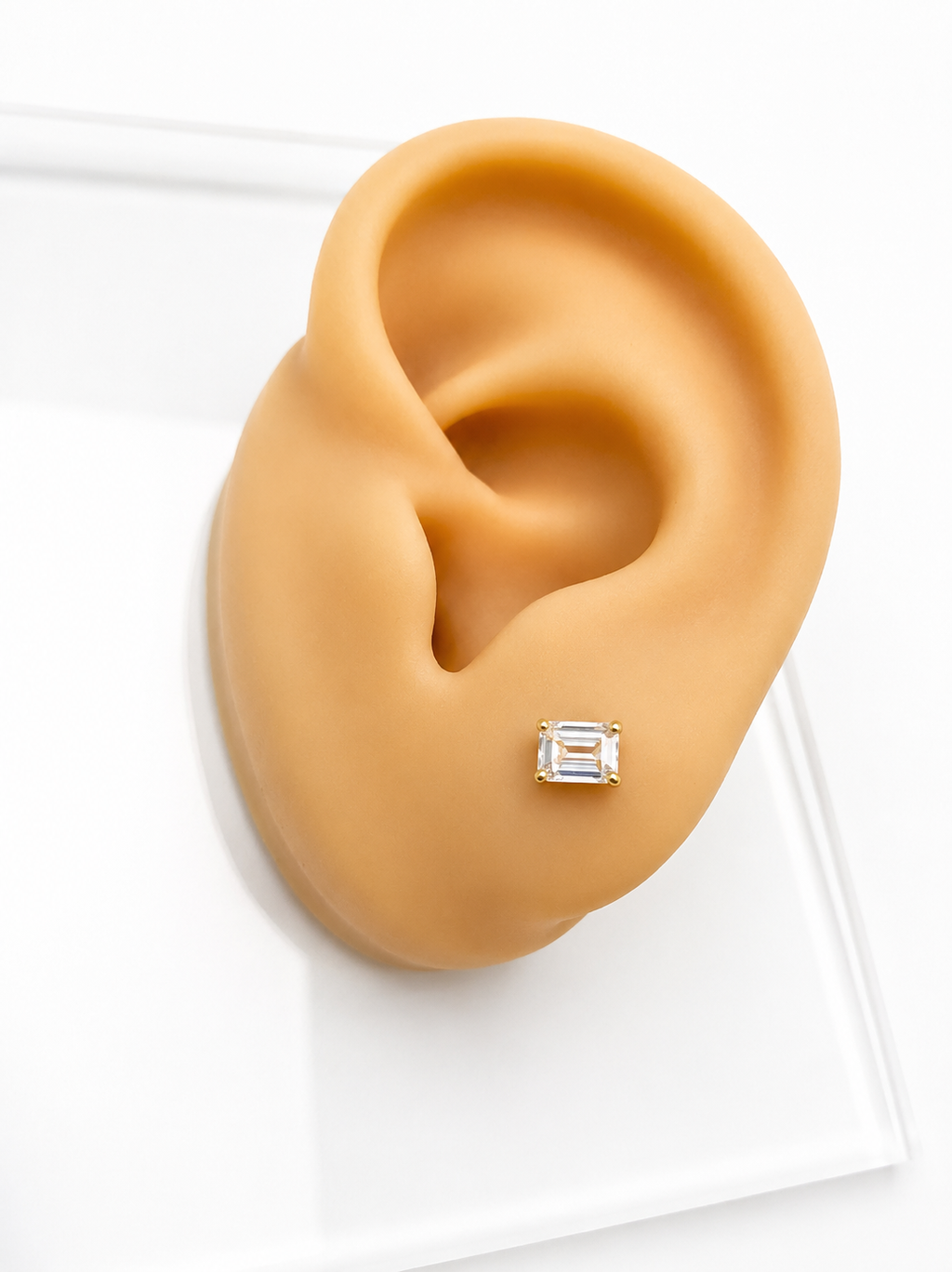 Aretes pequeños 14k diamante