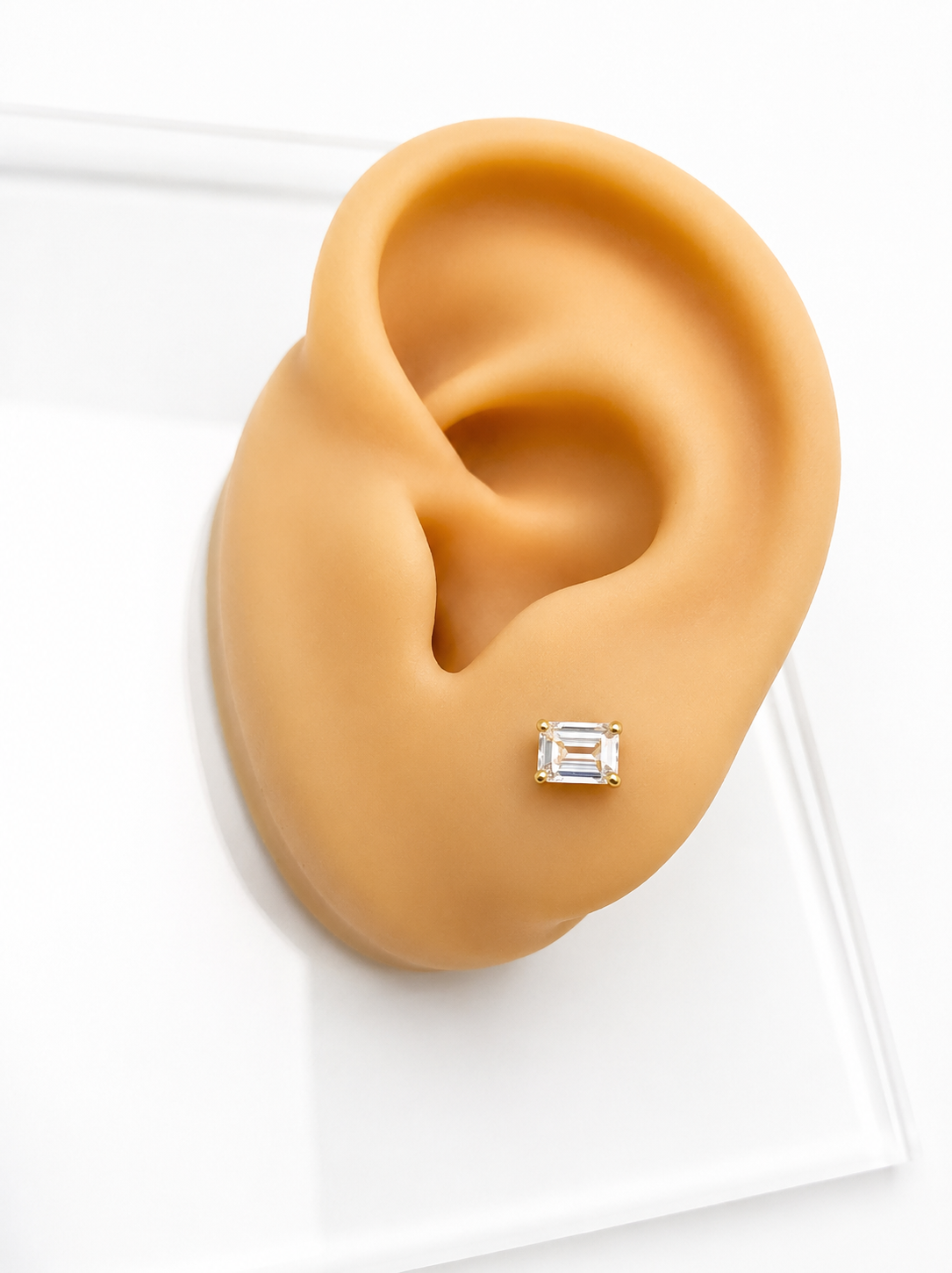 Aretes pequeños 14k diamante