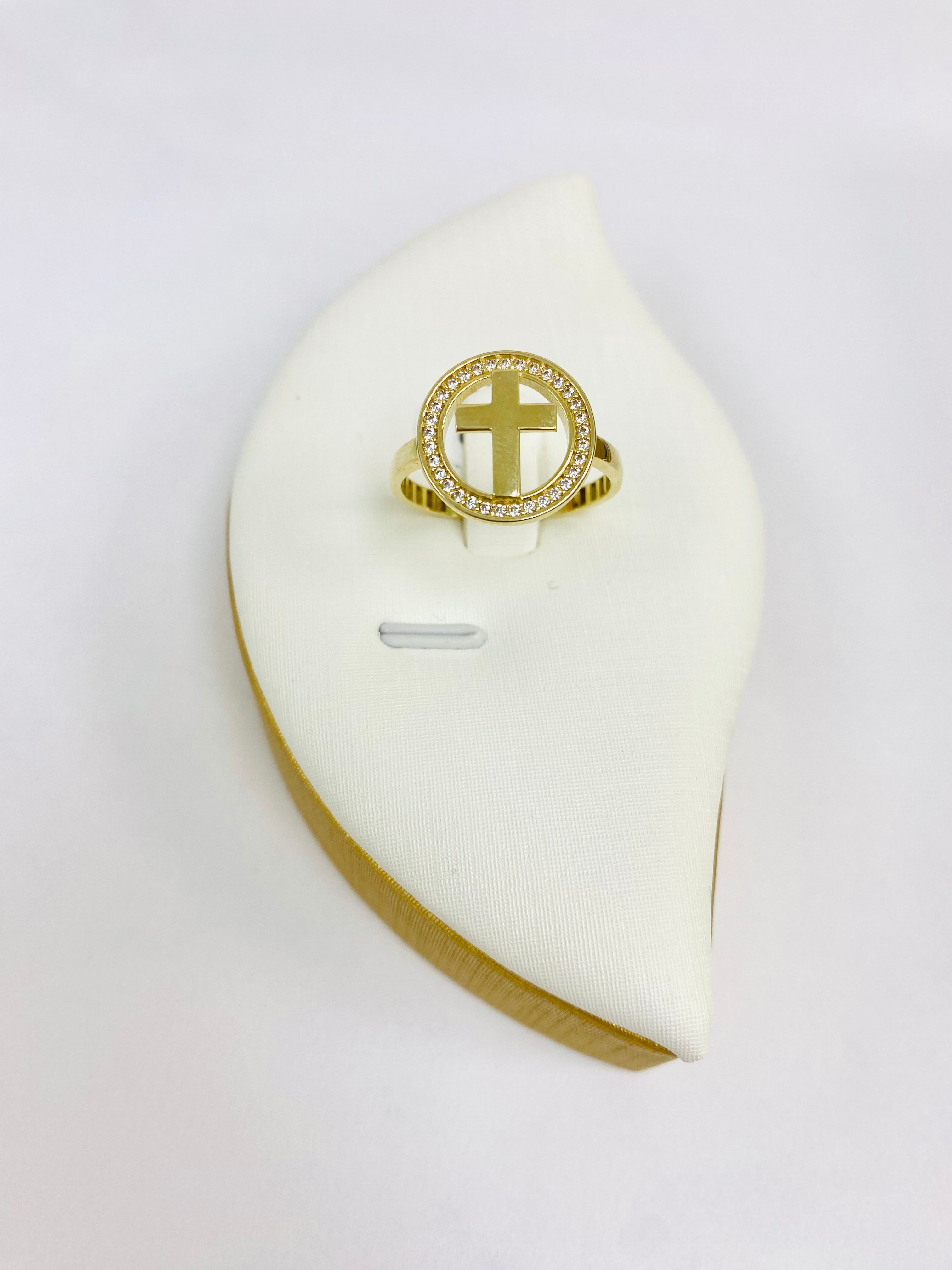 Anillo de cruz 10K