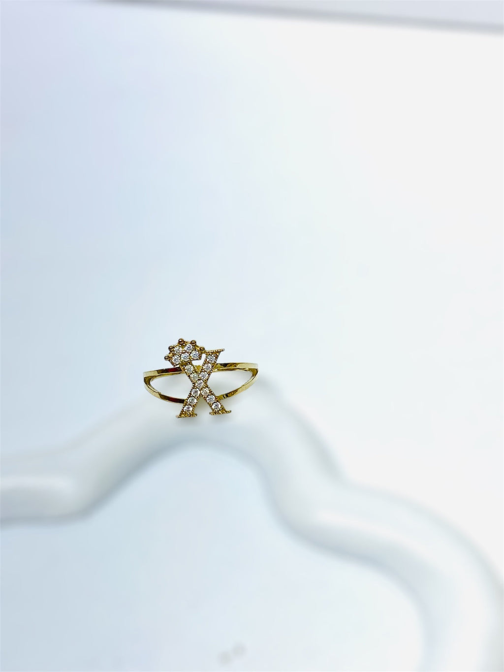 Anillo de inicial 10K - X