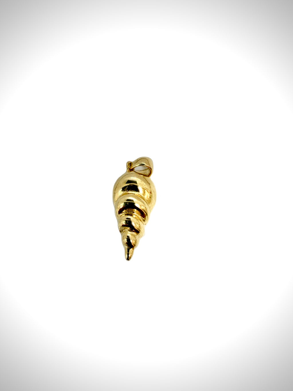 Dije de Caracol de 14K