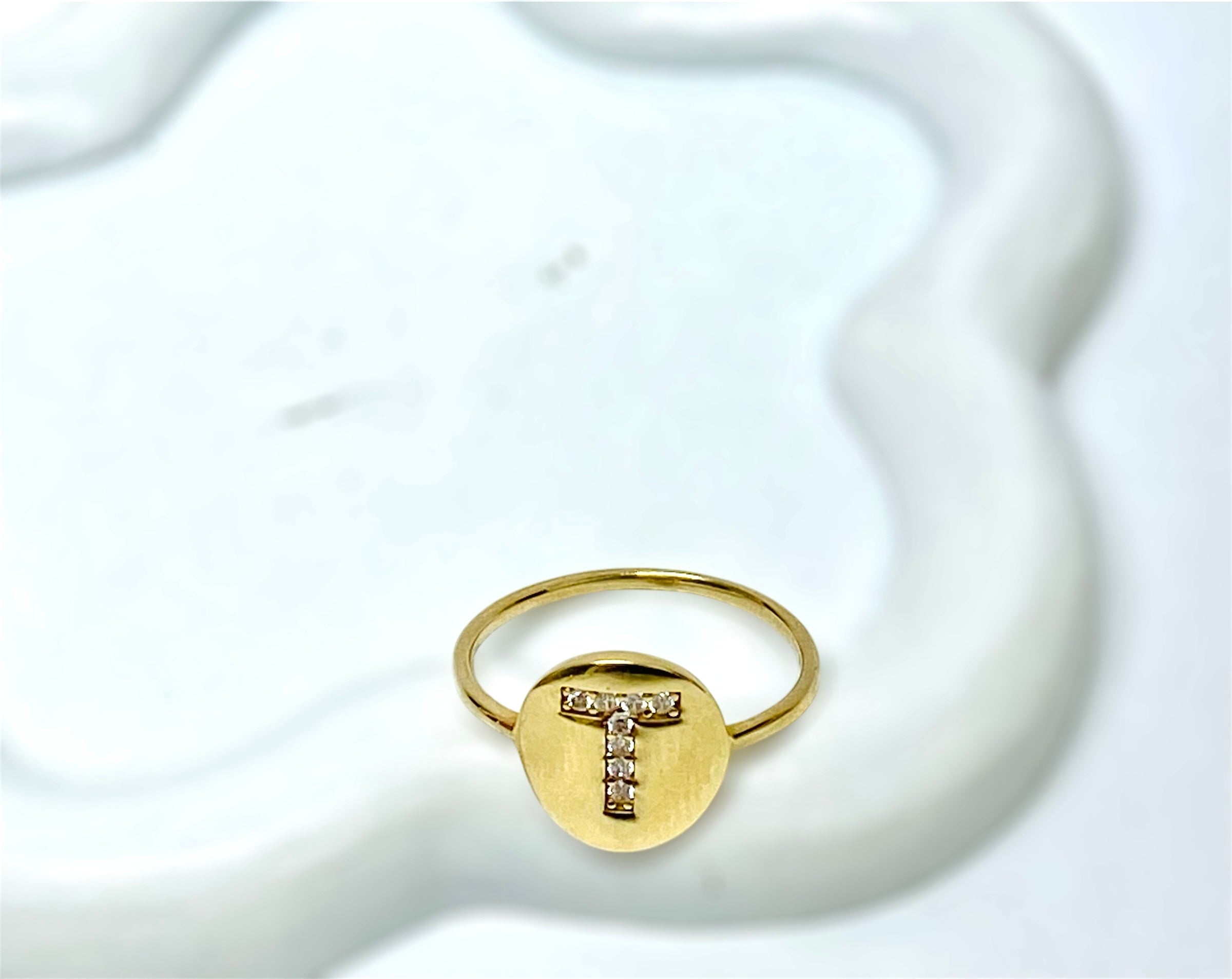 Anillo de inicial 14K - T