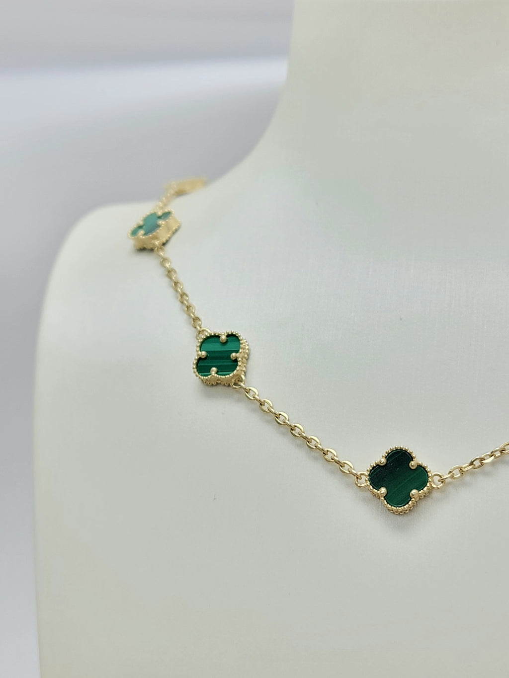 Cadena flores verdes 10k