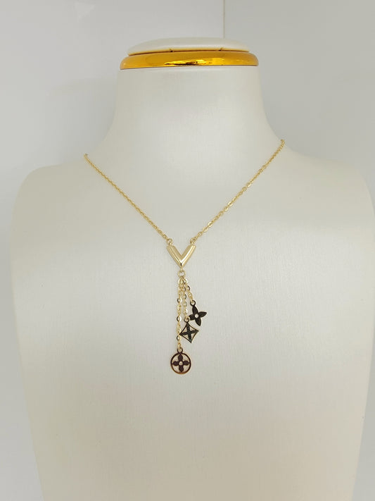 Cadena con colgantes LV 14K