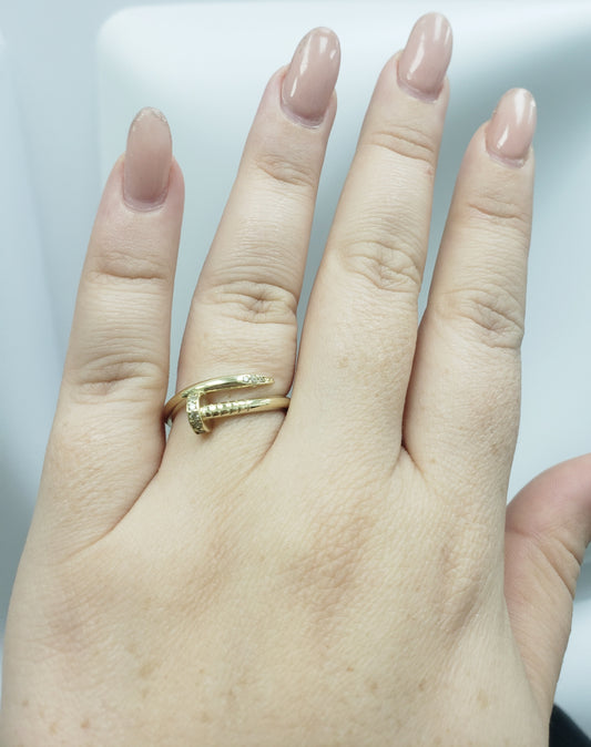 Anillo clavo 10k