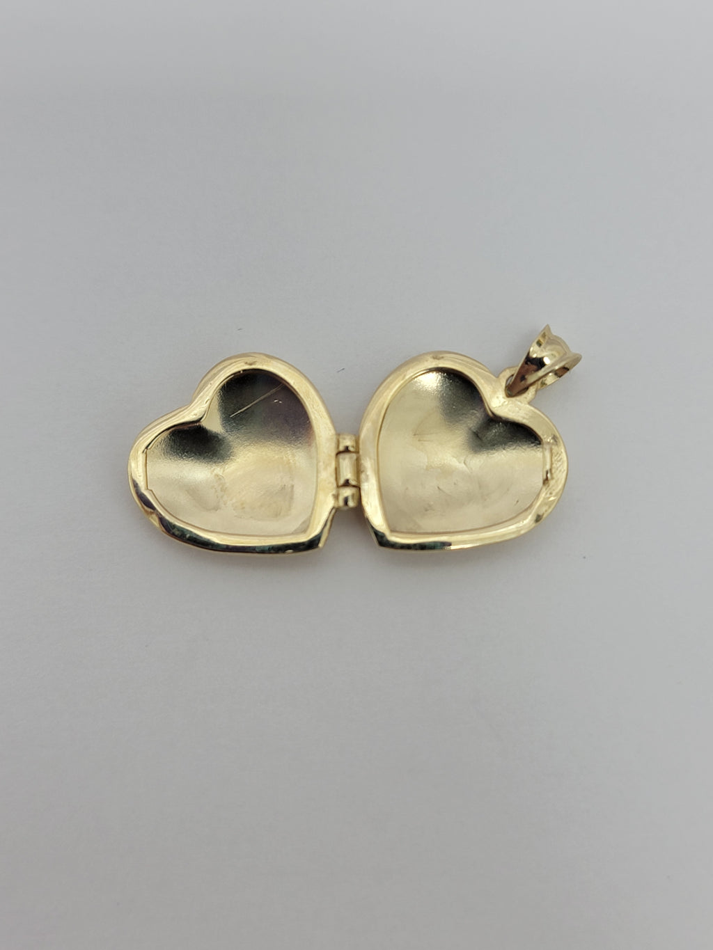 Dije de corazon 14K