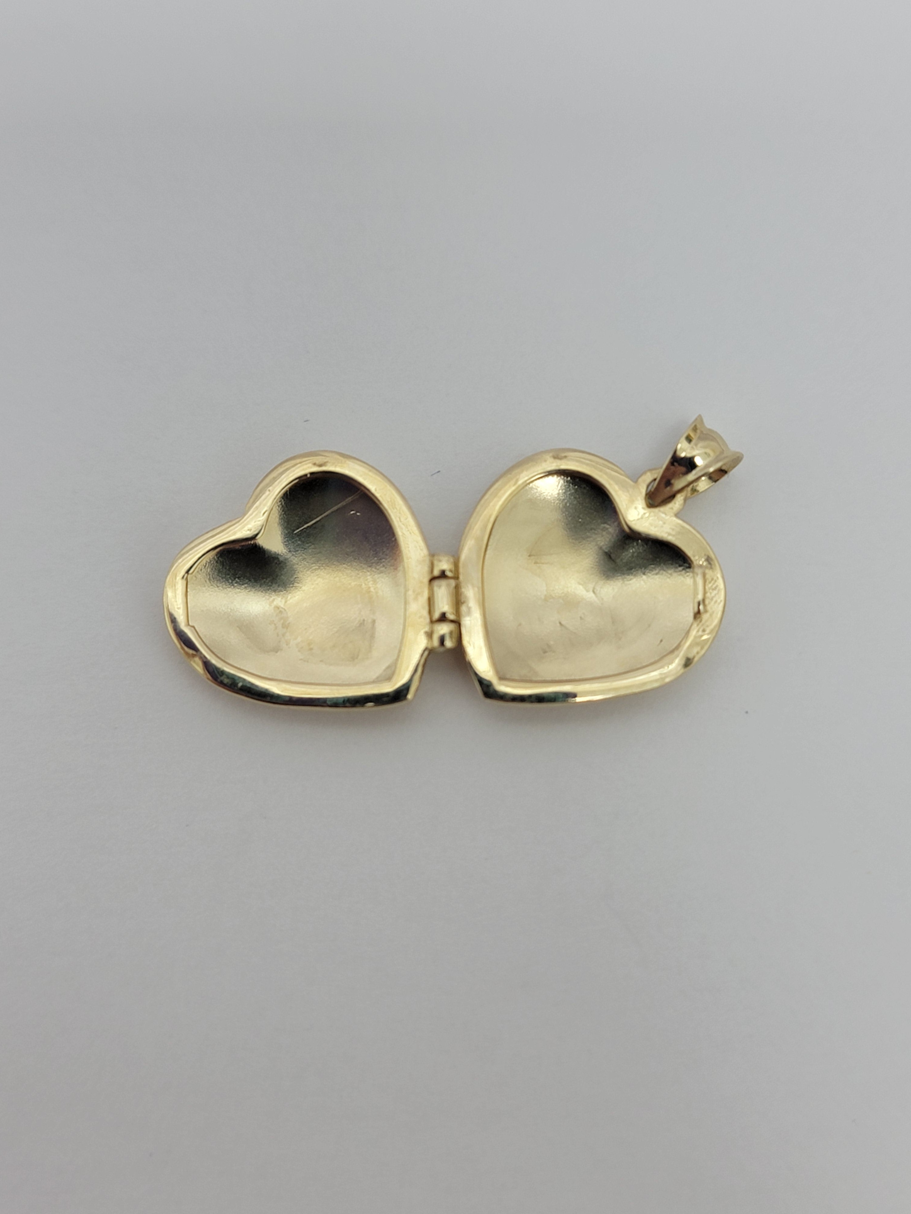 Dije de corazon 14K