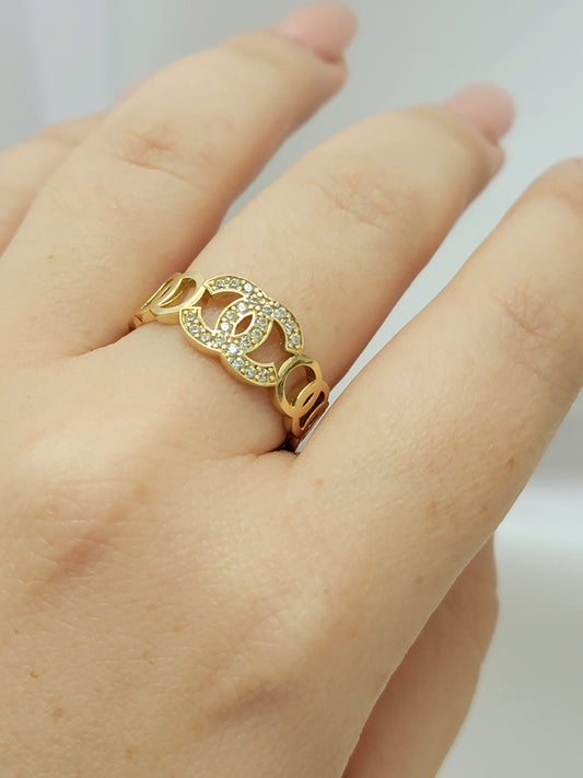 Anillo CC con piedra 14k