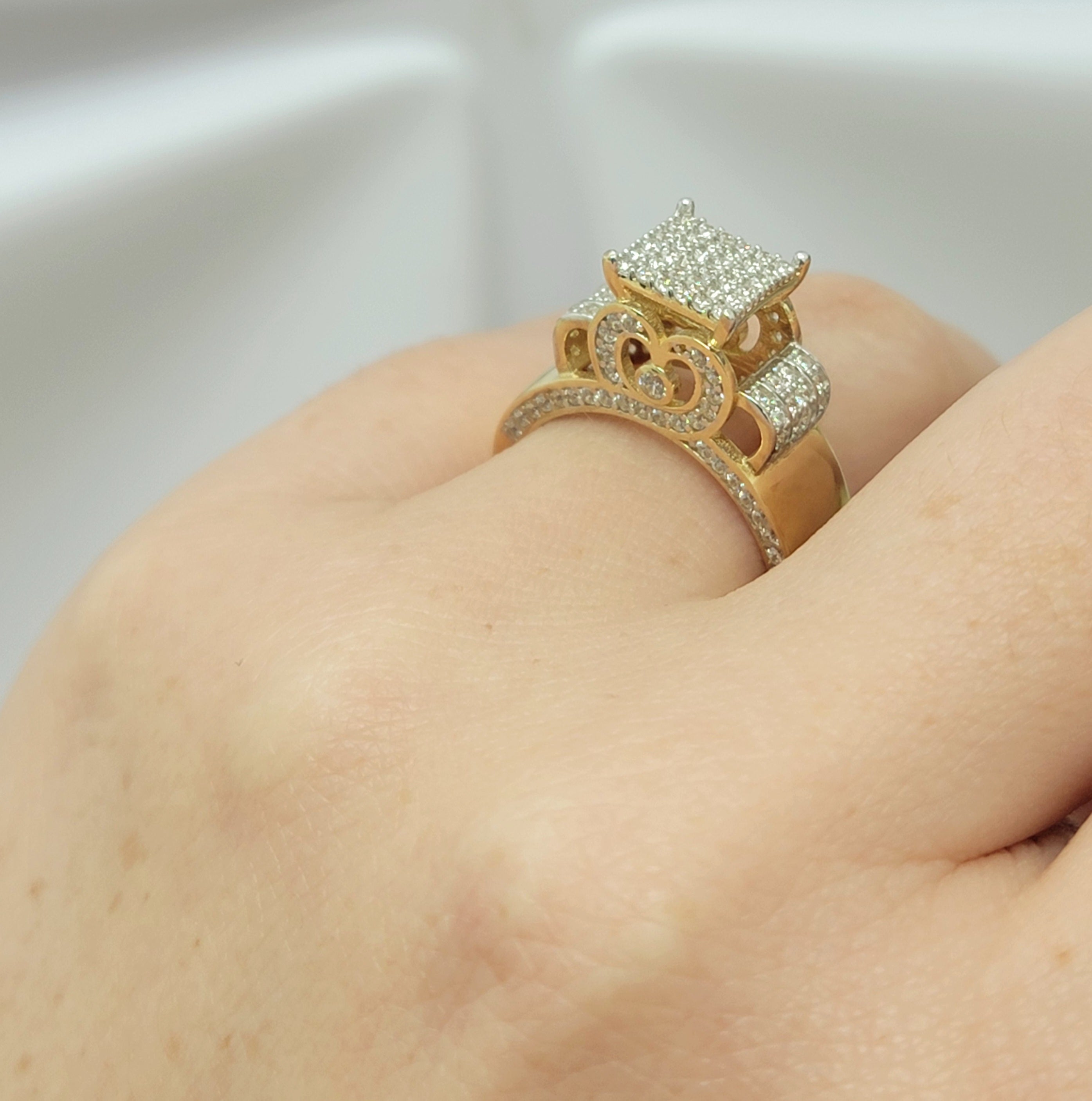 Anillo princesa cuadrado 10k