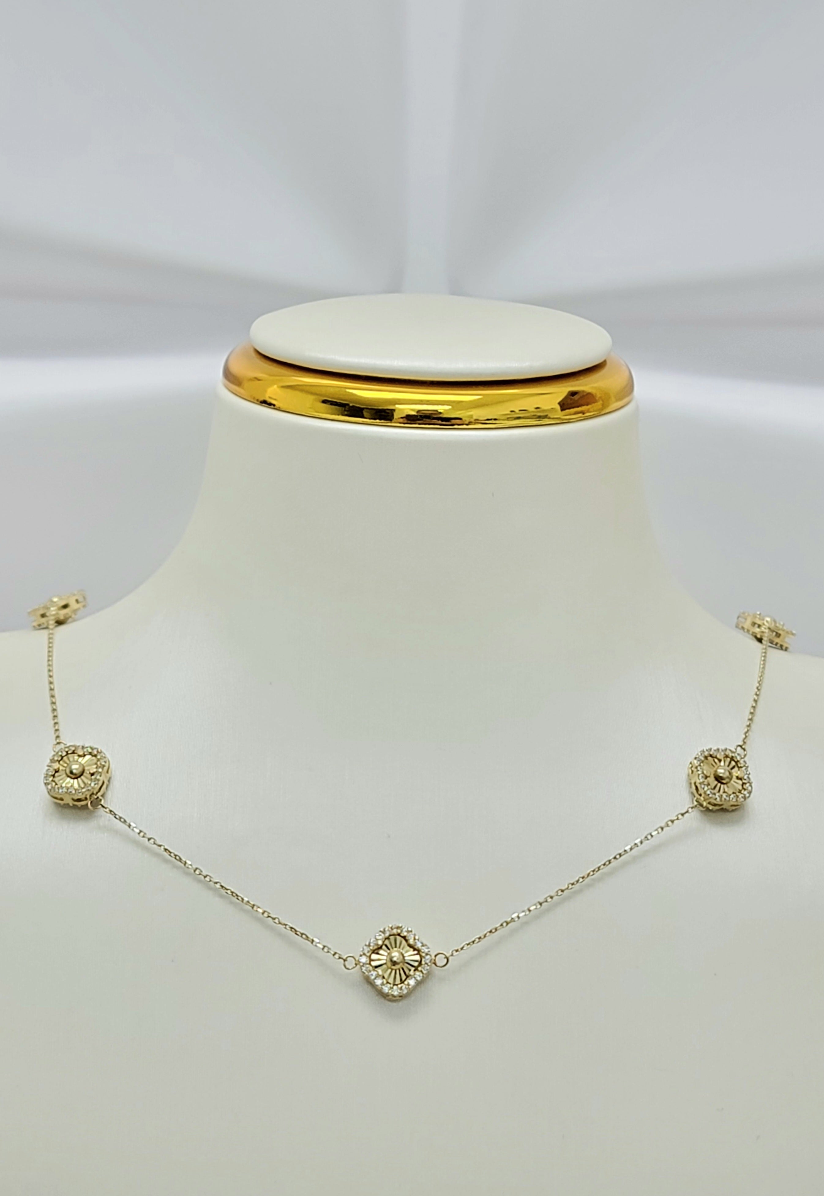 Gargantilla clover 10K