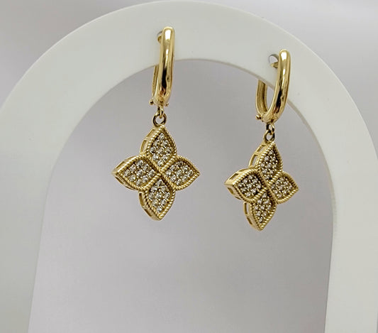 Argollas con flor colgante