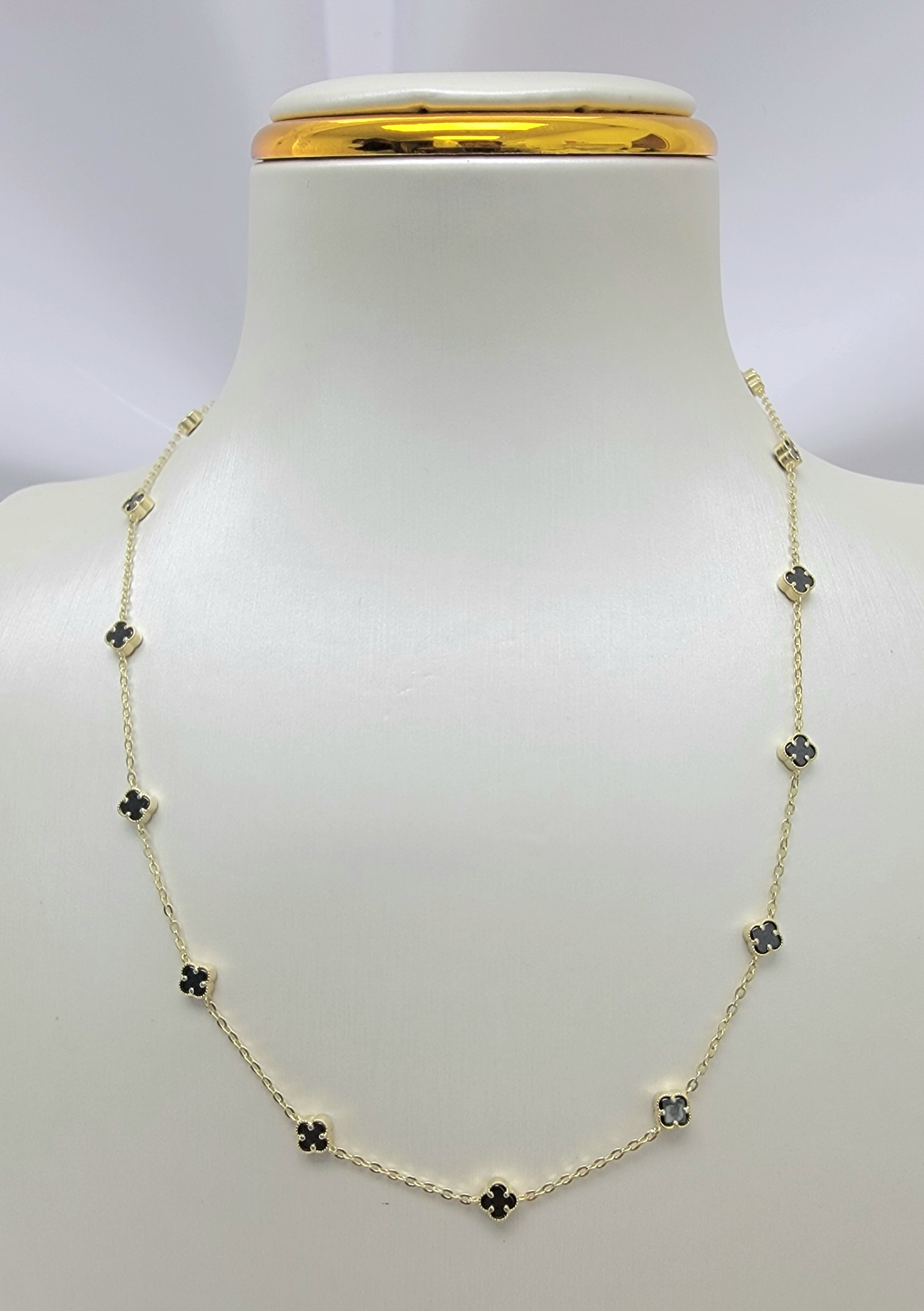 Cadena de clover oscuro 10K mini