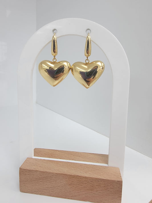 Aretes de corazon inflado  14k