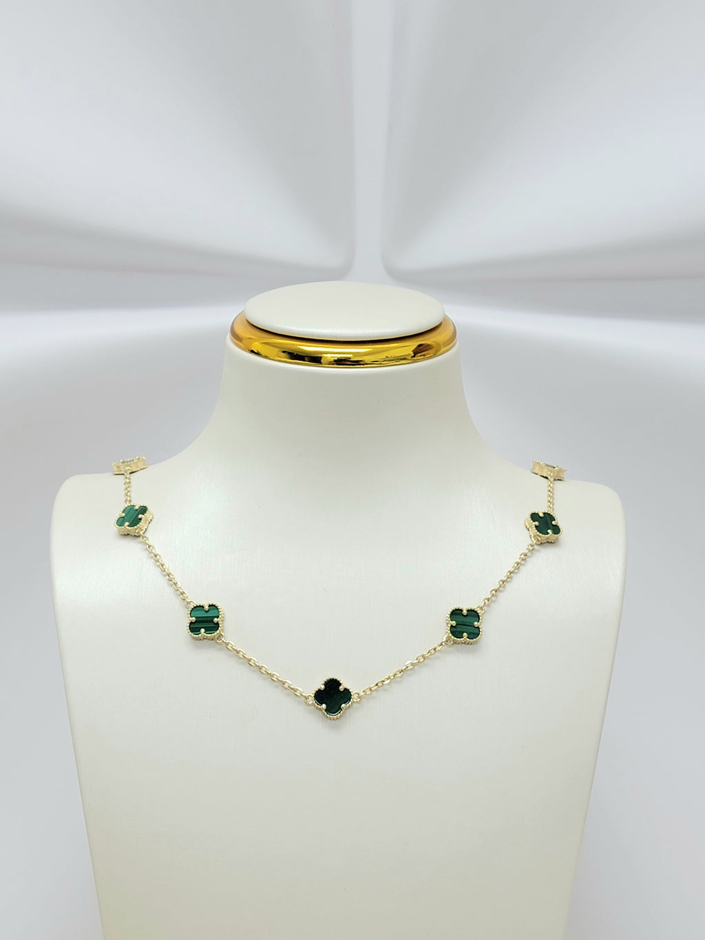 Cadena flores verdes 10k